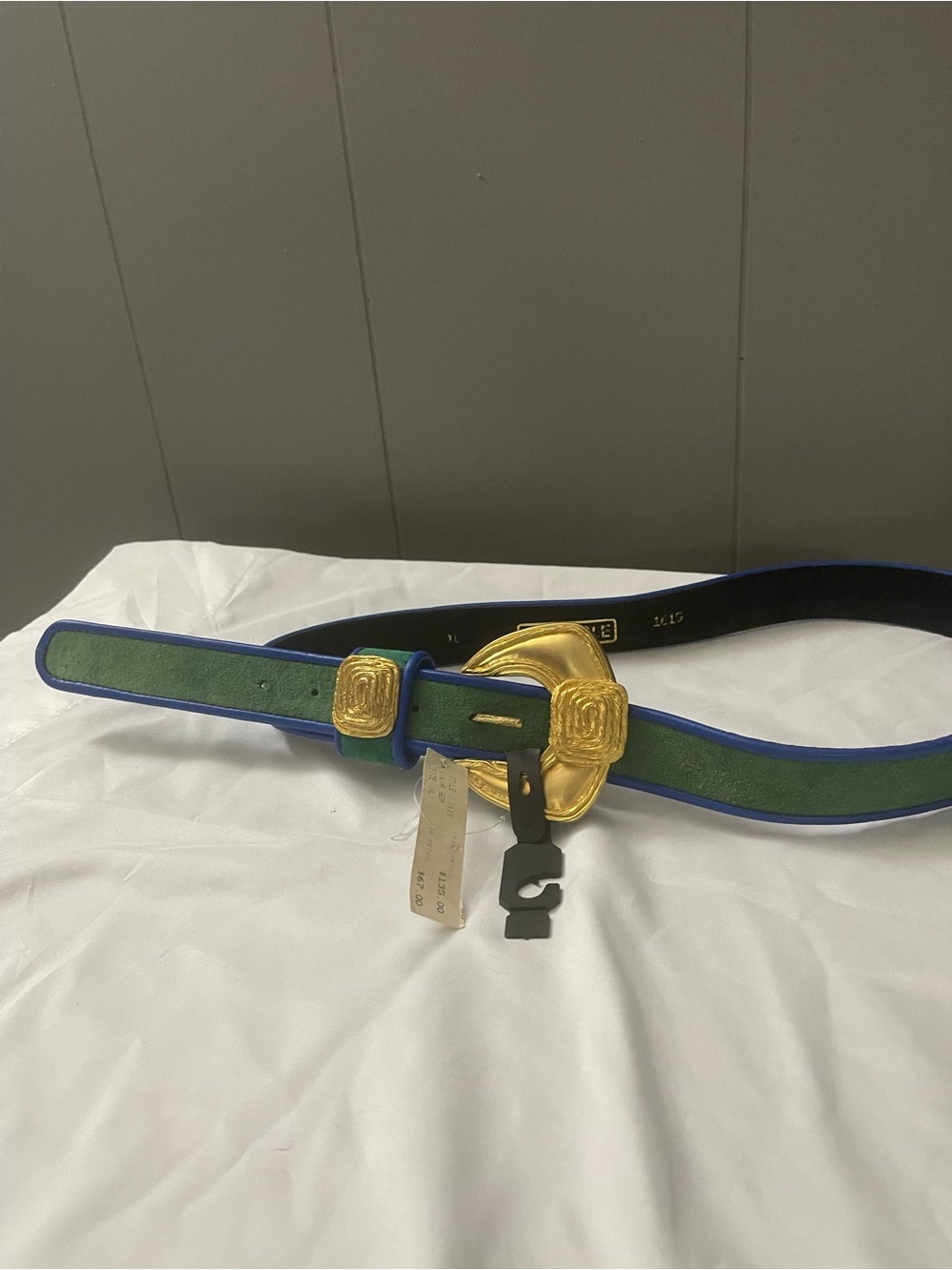 NWT Carlisle suede lady Belt size XL (42 inch), green trimmed in blue